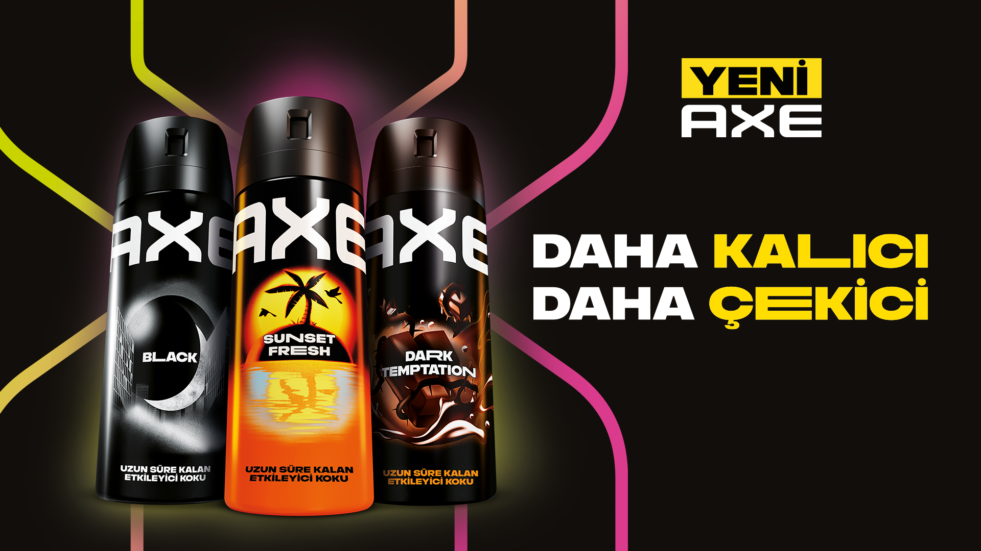 Sergilenen Axe deodorant kutuları: Siyah, Sunset Fresh ve Dark Temptation.